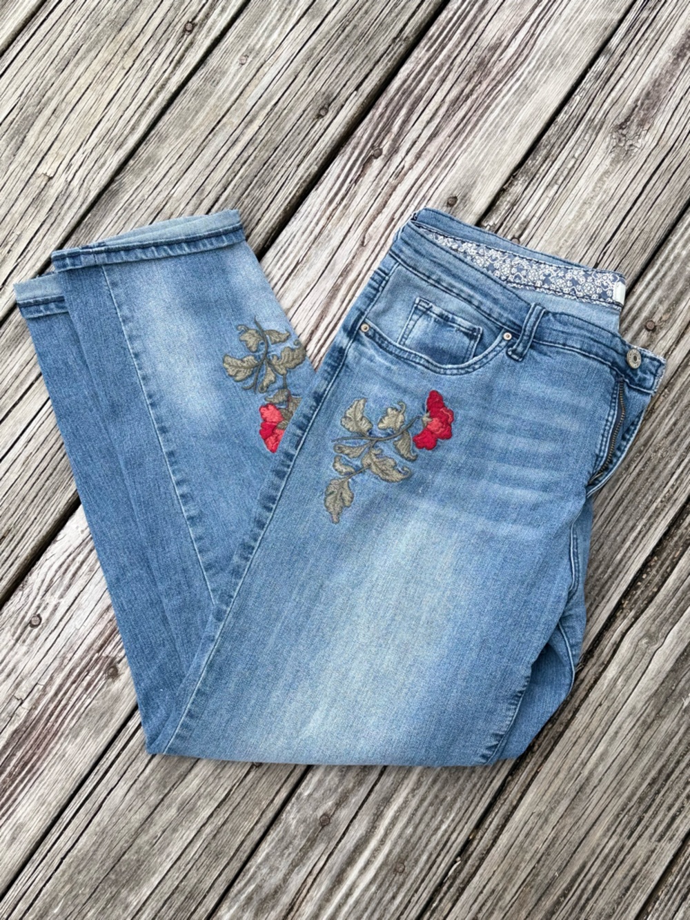Vintage America Blue Straight Leg Jeans with Red Floral Embroidery